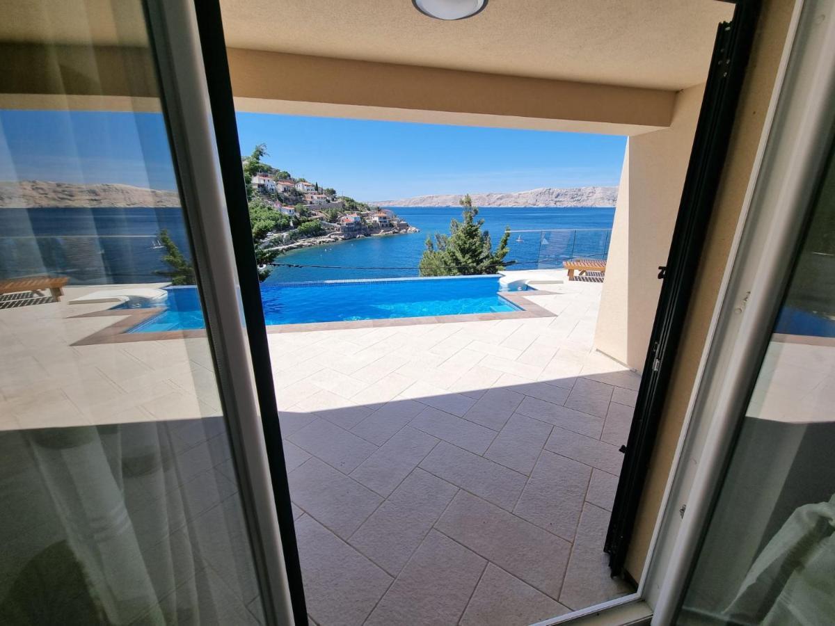 Villa Relax , With Seaview And Two Pools Near Beach Starigrad  Exteriör bild