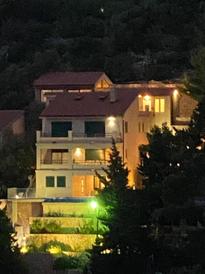 Villa Relax , With Seaview And Two Pools Near Beach Starigrad  Exteriör bild