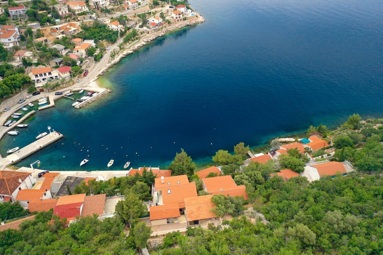 Villa Relax , With Seaview And Two Pools Near Beach Starigrad  Exteriör bild