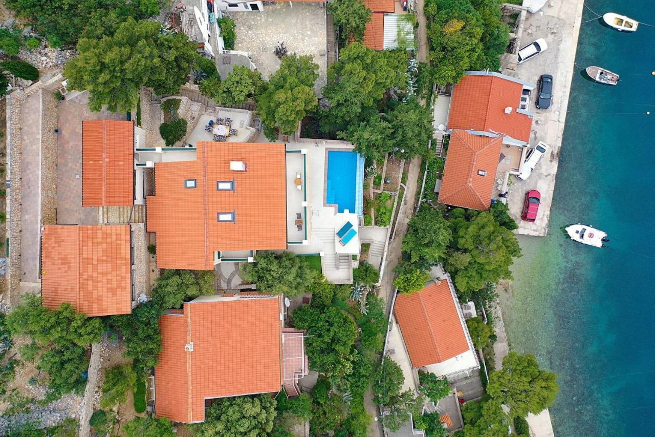Villa Relax , With Seaview And Two Pools Near Beach Starigrad  Exteriör bild
