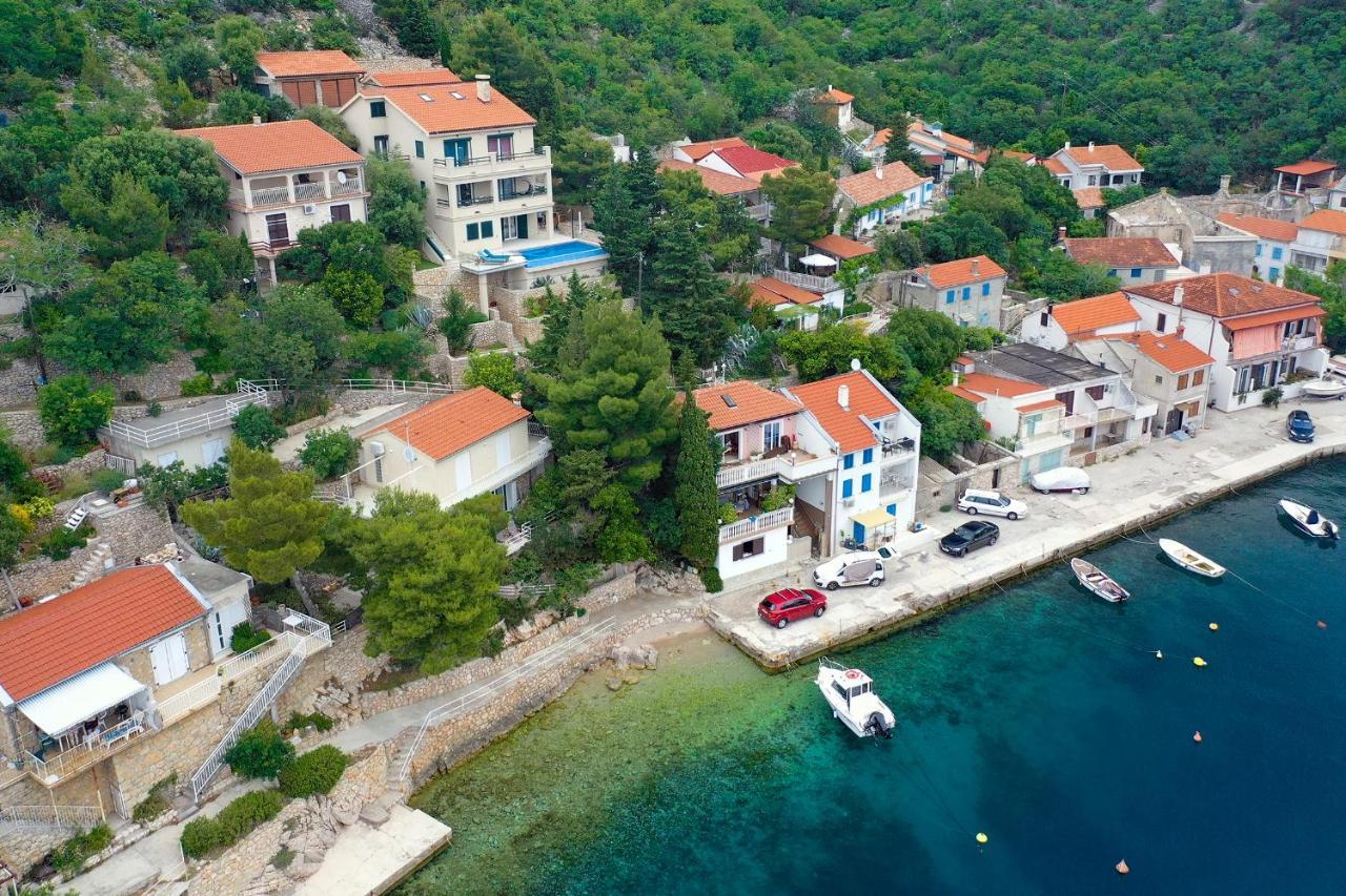 Villa Relax , With Seaview And Two Pools Near Beach Starigrad  Exteriör bild