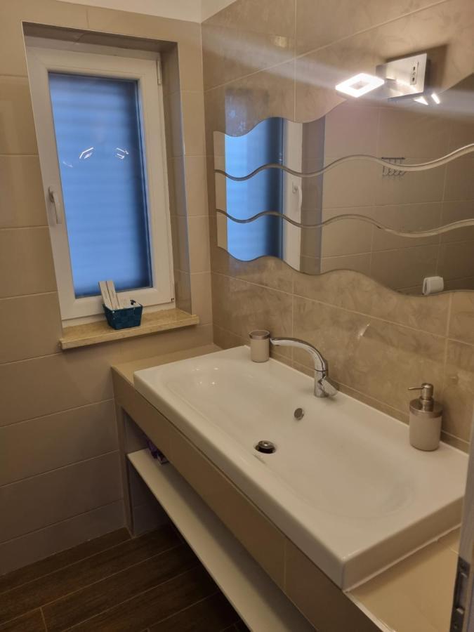 Villa Relax , With Seaview And Two Pools Near Beach Starigrad  Exteriör bild